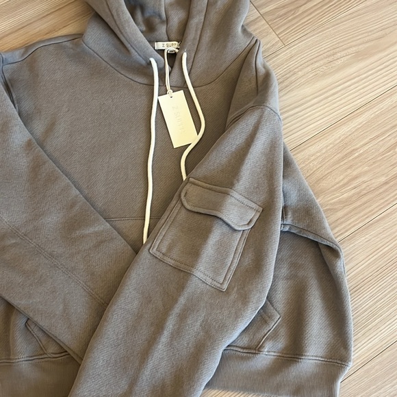 Z supply cargo hoodie - Picture 2 of 3